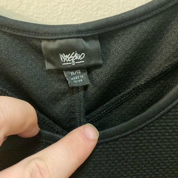 Mossimo women’s dress, size XL, excellent condition very lightweight, black - Picture 2 of 3